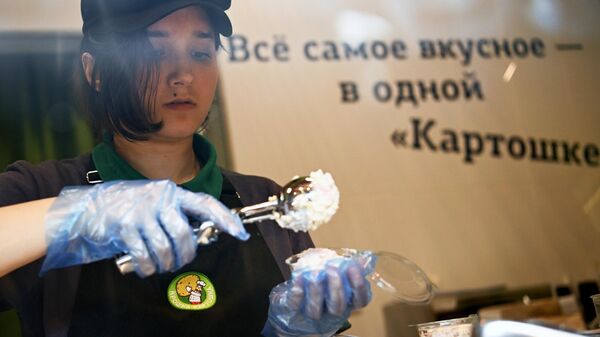Работа ресторана быстрого питания Крошка Картошка в Москве