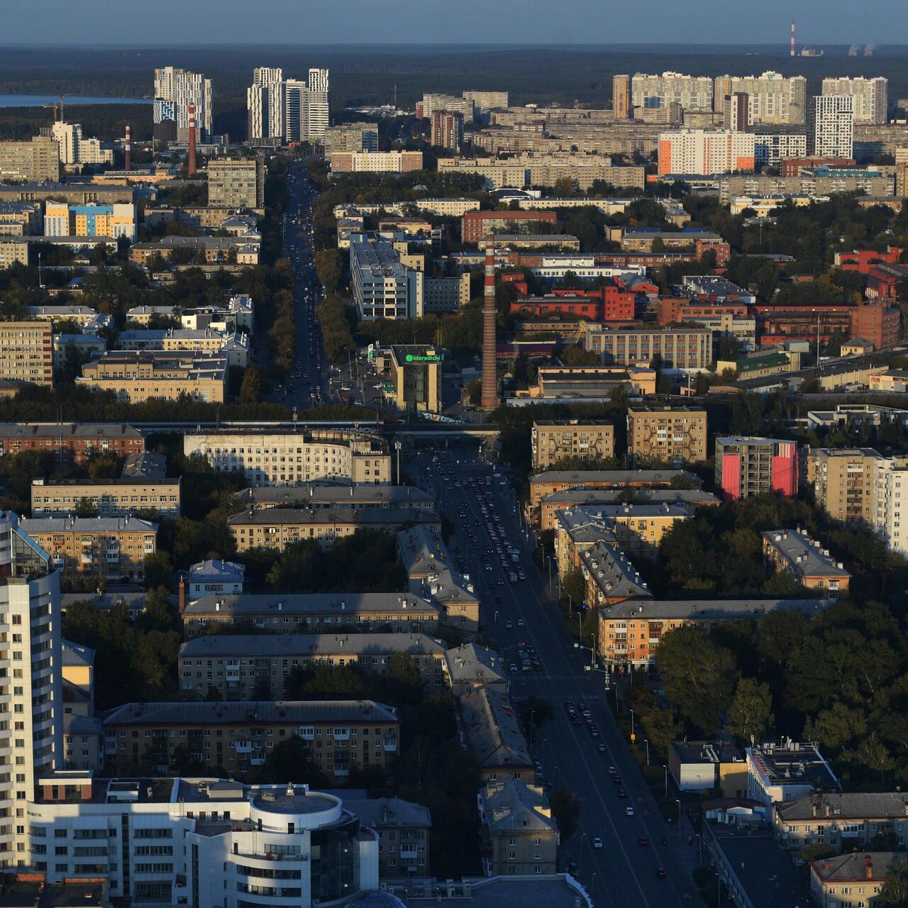 На Урале тысячи человек остались без света из-за непогоды - РИА Новости,  04.05.2024