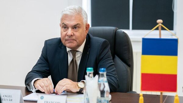 Министр обороны Румынии Анджел Тылвар
