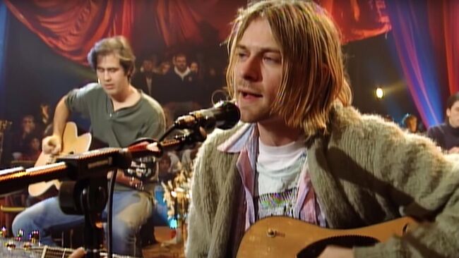 Кадр видео Nirvana Live On MTV Unplugged, 1993