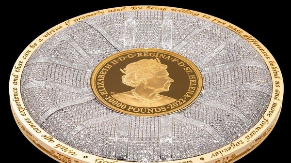 Монета в память о Елизавете II, усыпанная бриллиантами 
