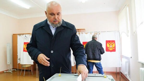 Глава Кемеровской области Сергей Цивилев проголосовал в первый день выборов
