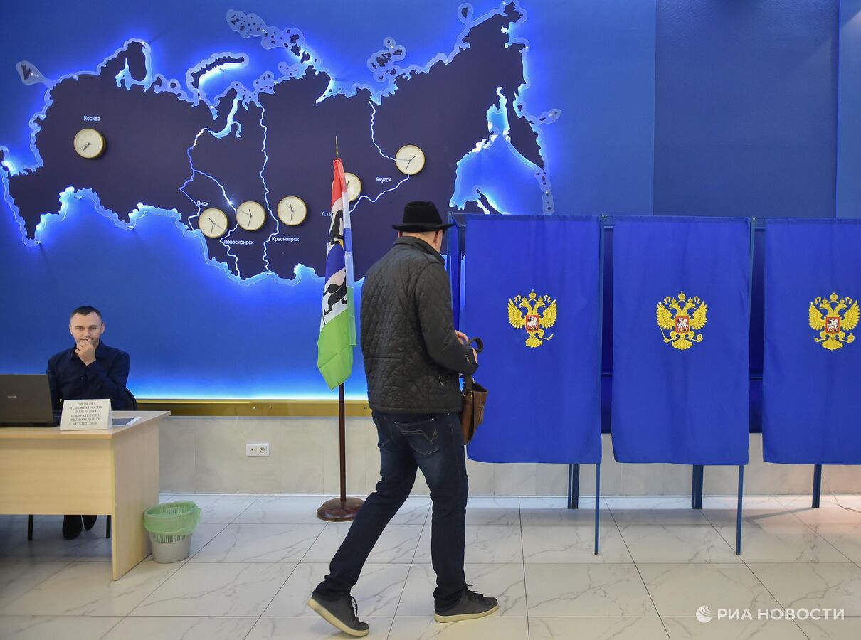 ЕР получила 20 из 25 мандатов в горсовете Луганска, заявил избирком ЛНР