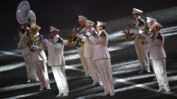 Президентский оркестр Службы коменданта Московского Кремля Федеральной службы охраны РФ на церемонии закрытия фестиваля Спасская башня