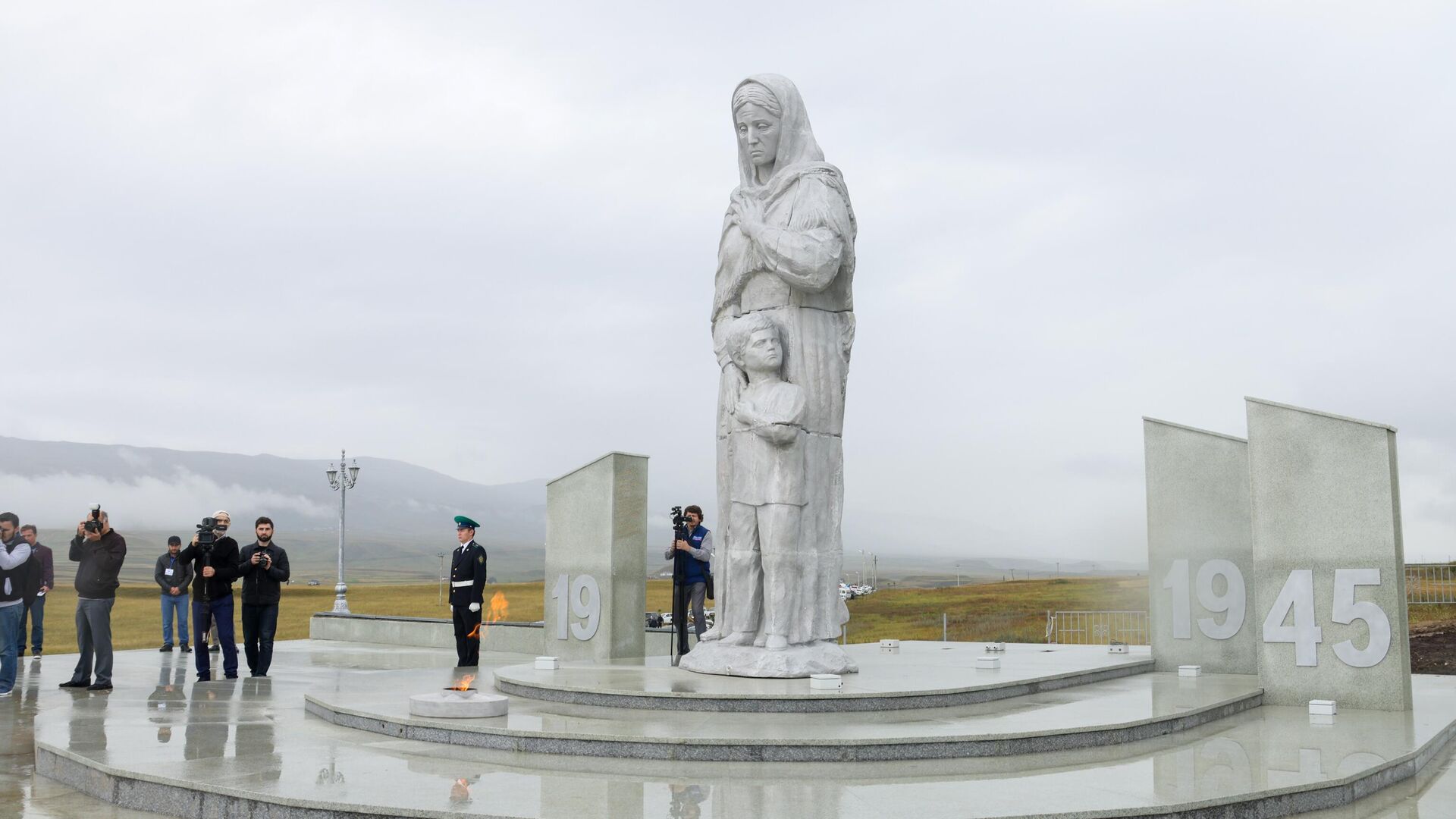 Мемориальный комплекс Белые журавли в селе Цада Хунзахского район - РИА Новости, 1920, 09.09.2023