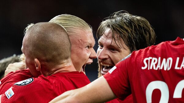 Футболисты сборной Норвегии по футболу в отборочном матче Евро