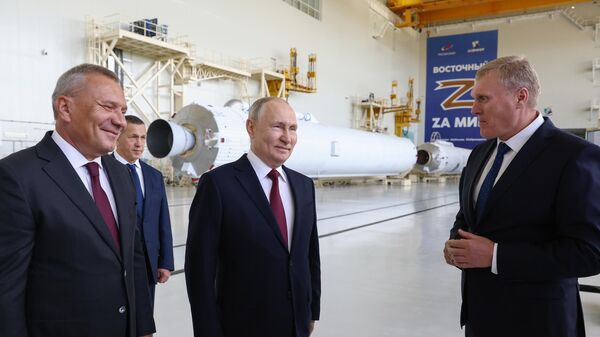 Президент России Владимир Путин на космодроме Восточный