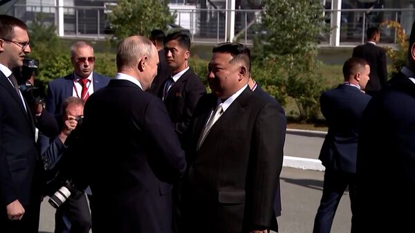 Я рад вас видеть: встреча Путина и Ким Чен Ына