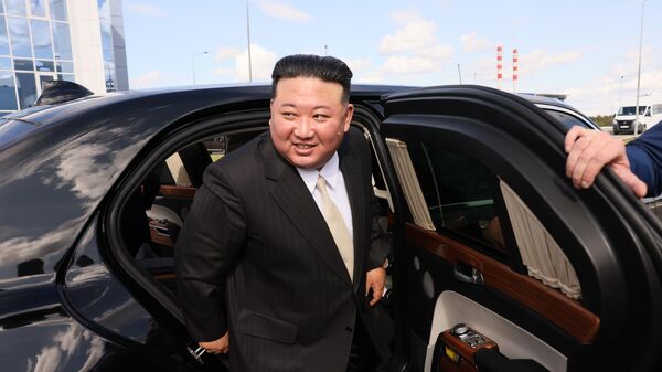 Председатель Государственного совета КНДР Ким Чен Ын на космодроме Восточный
