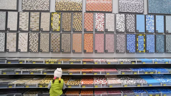 Открытие магазина Касторама  в Казани