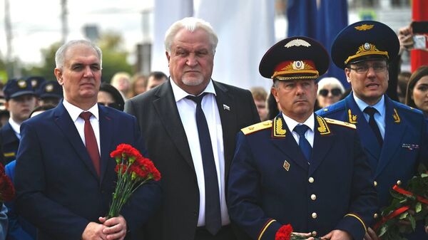 Матушкин возложил цветы к памятнику Космодемьянской в Тамбовской области