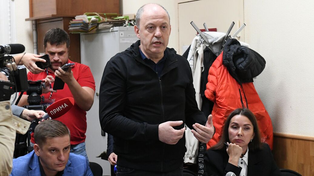 Митволь попросил о помиловании