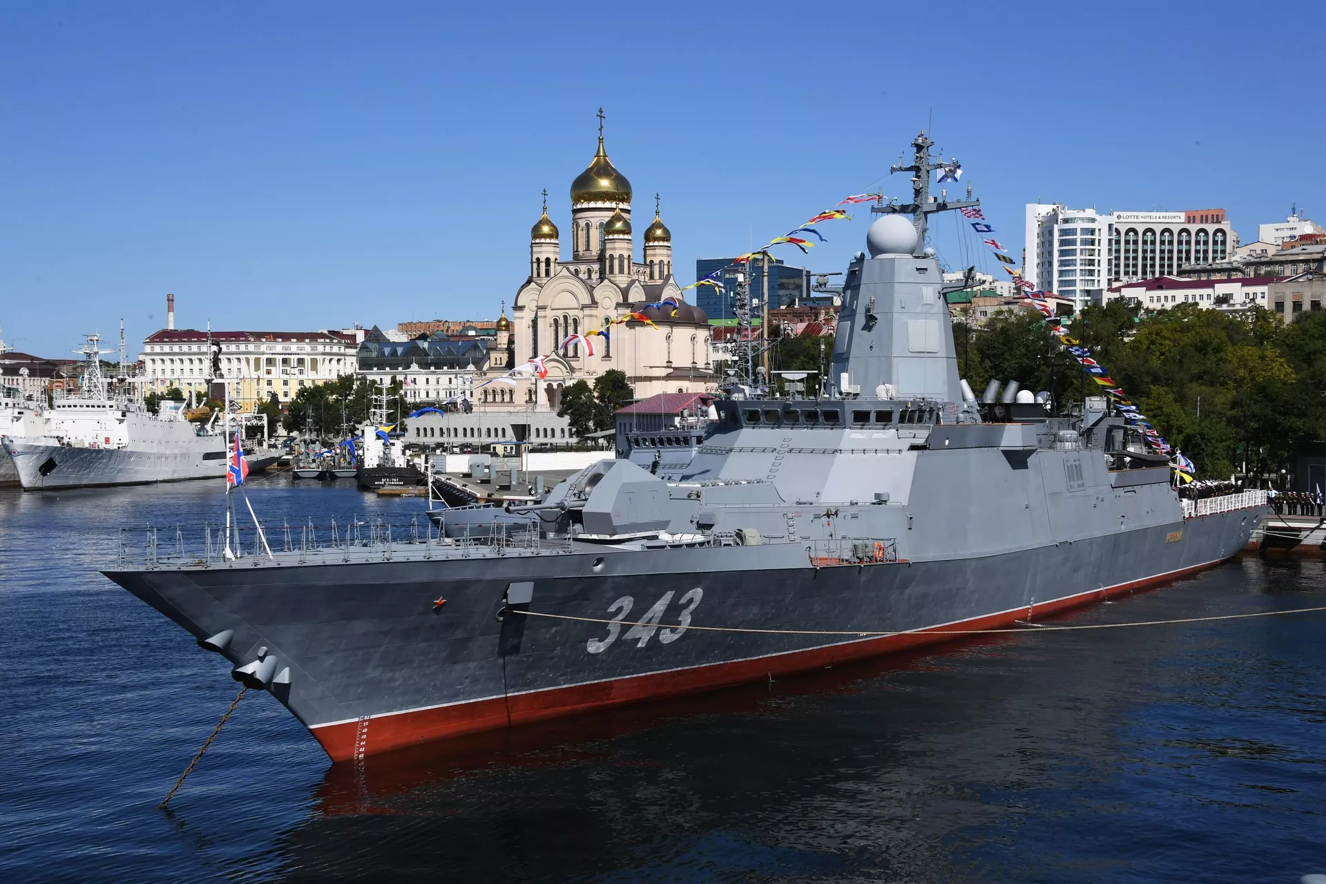 Торжественная церемония приёма в корабельный состав ВМФ России новейшего корвета Резкий - РИА Новости, 1920, 12.05.2025