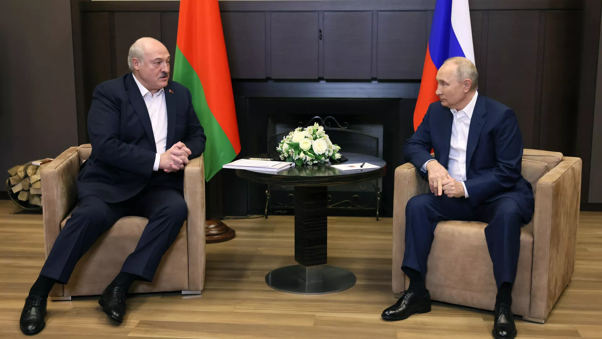 Президент России Владимир Путин и президент Белоруссии Александр Лукашенко - РИА Новости, 1920, 27.05.2025