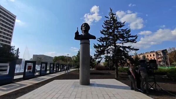 Открытие в Мариуполе восстановленного памятника художнику Куинджи