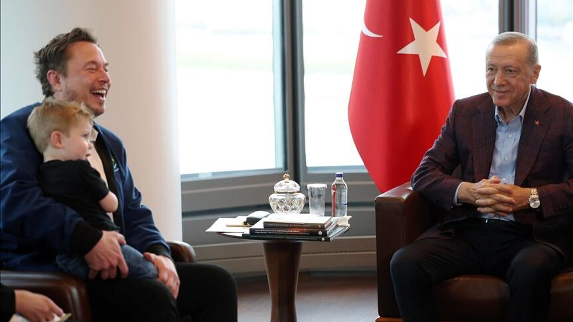 Глава соцсети X Илон Маск и президент Турции Тайип Эрдоган во время встречи в Нью-Йорке - РИА Новости, 1920, 18.09.2023