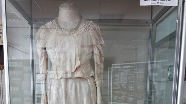 Краеведческий музей Вереи, свадебное платье начала 20 века