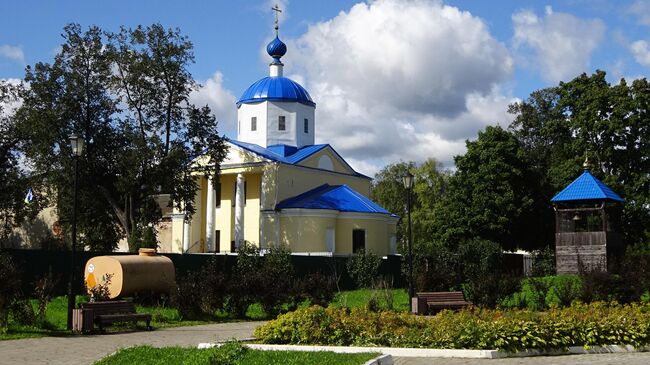 Борисово, Воскресенская церковь (1811 г.)