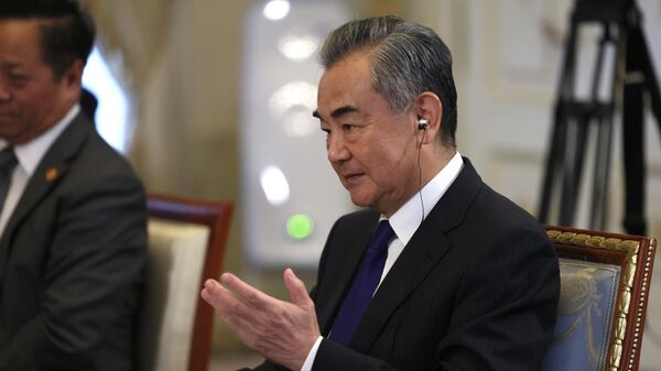 Глава МИД Китая заявил о готовности укреплять взаимодействие с Россией