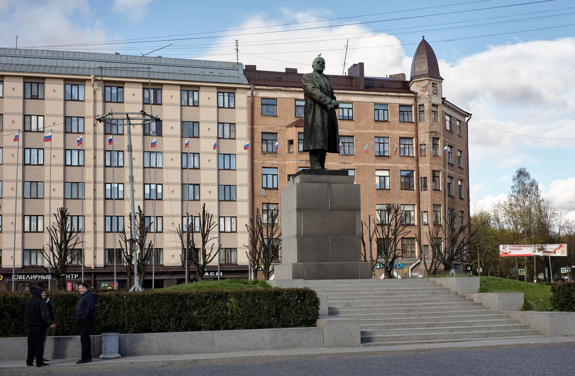 Памятник В. И. Ленину на Красной площади Выборга - РИА Новости, 1920, 22.09.2023