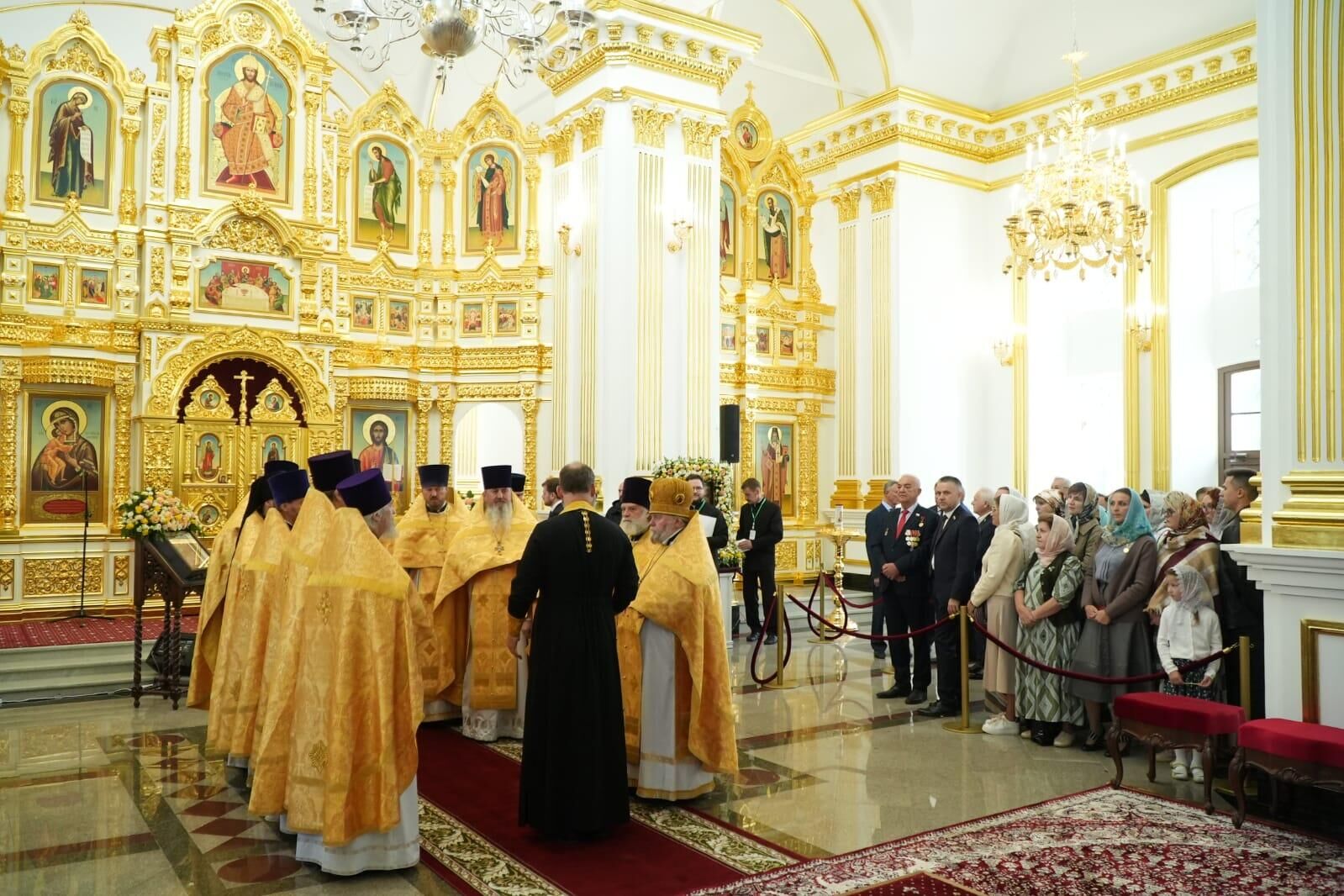 Патриаршая служба в Богоявленском соборе в кремле города Костромы - РИА Новости, 1920, 24.09.2023