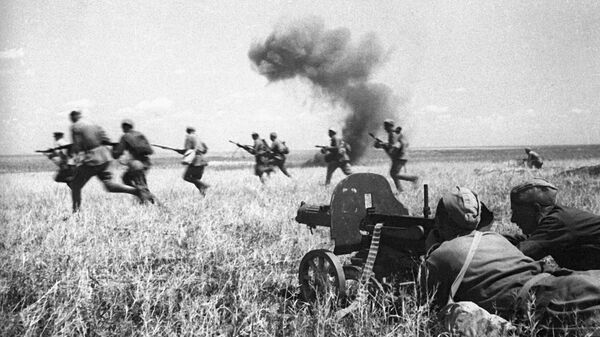 Южный фронт. Боевые действия в районе реки Молочной у Мелитополя. Конец сентября 1943 год.                                                        
