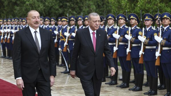 Президент Азербайджана Ильхам Алиев и президент Турции Реджеп Тайип Эрдоган во время встречи в Нахичеване. 25 сентября 2023