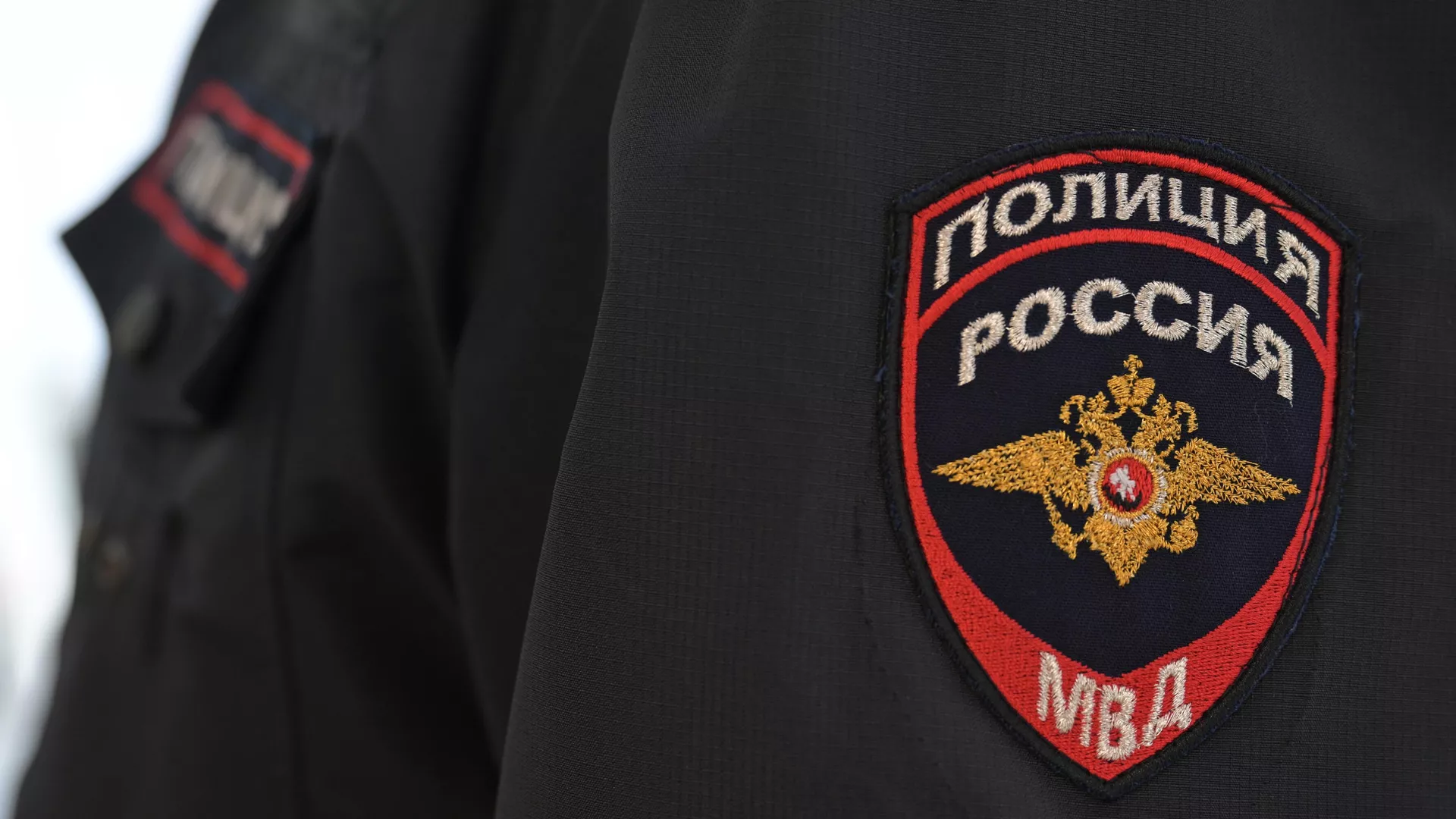 В Петербурге в причастности к незаконной миграции заподозрили полицейских