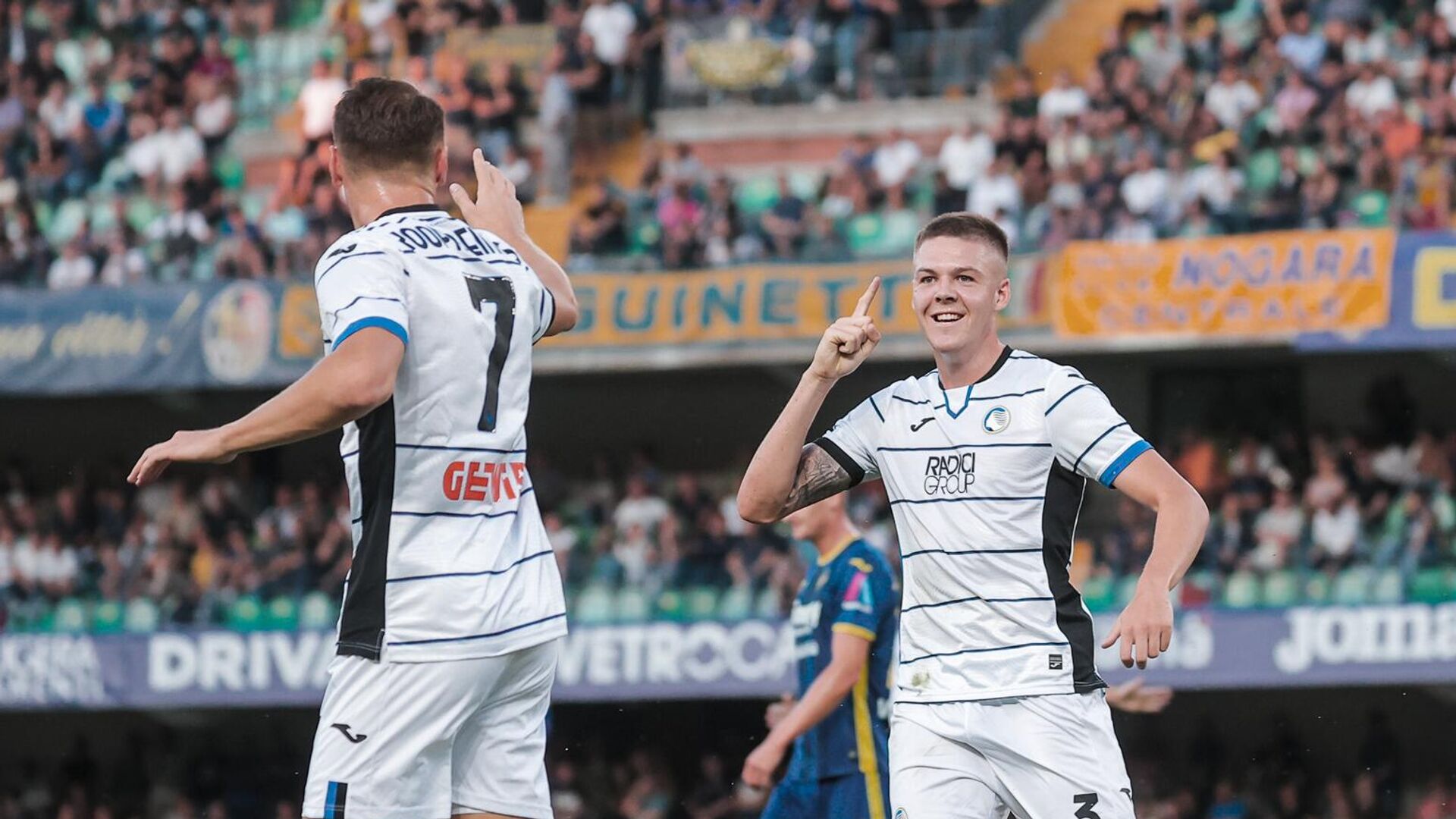 Футболисты Аталанты  - РИА Новости, 1920, 04.05.2025