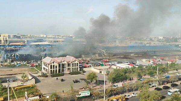 Обстановка после взрыва и пожара на промышленном складе в Ташкенте