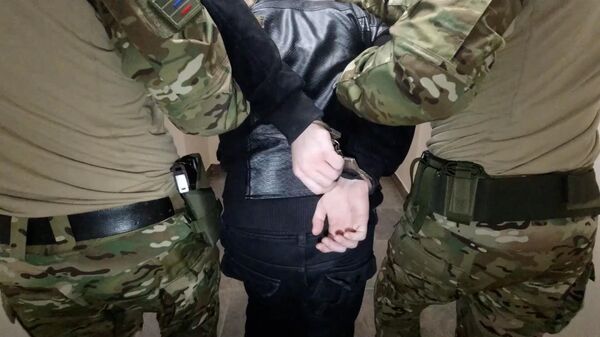Задержание подозреваемого в госизмене в Севастополе