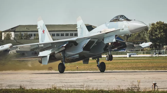 Самолет Су-35С