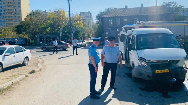 На месте ДТП с участием общественного транспорта в Астрахани