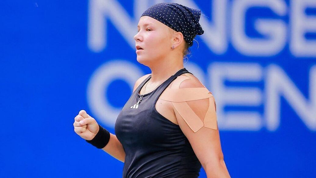 Шнайдер не смогла пробиться в четвертьфинал турнира в Берлине