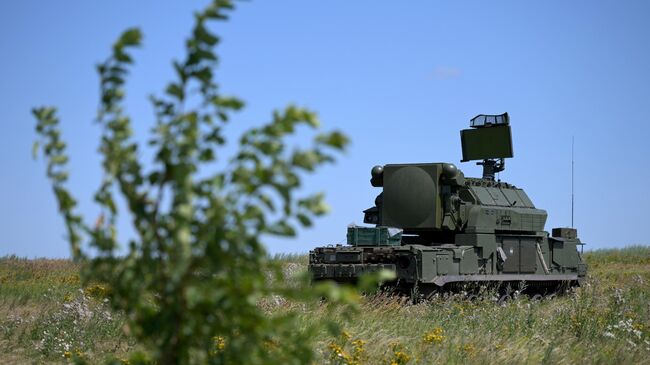 Зенитный ракетный комплекс (ЗРК) Тор-М1 