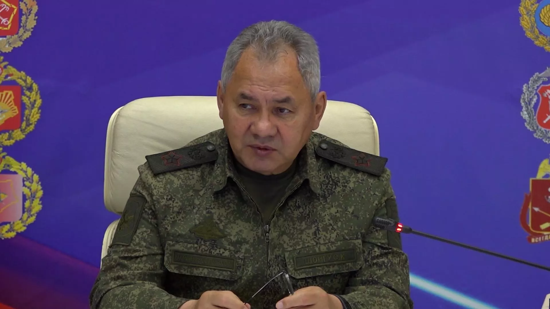 Шойгу о резервных полках, боевой подготовке добровольцев и контрактников - РИА Новости, 1920, 05.10.2023