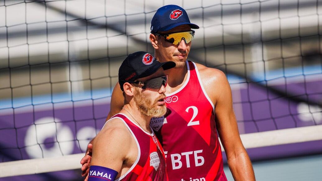 Стояновский и Лешуков выиграли первый этап ЧР по пляжному волейболу