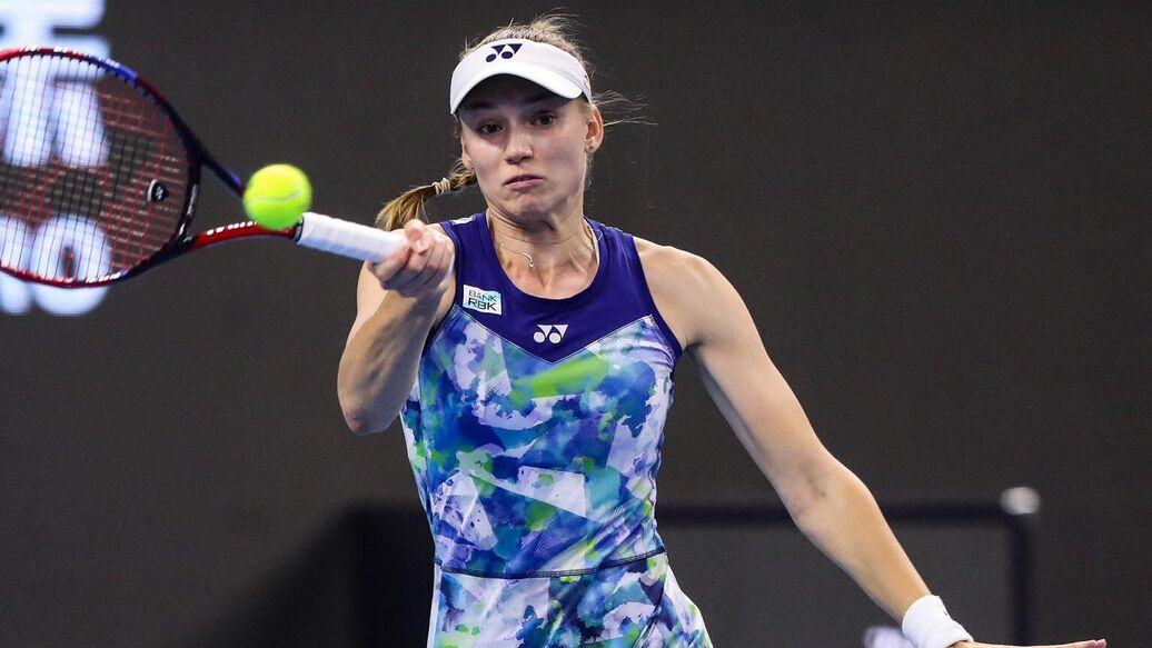 Рыбакина отказалась фотографироваться с главой WTA после триумфа