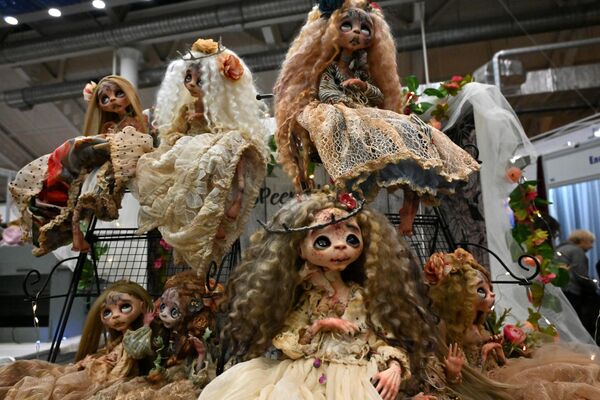 Авторские куклы на выставке-продаже Осенний Салон на Тишинке