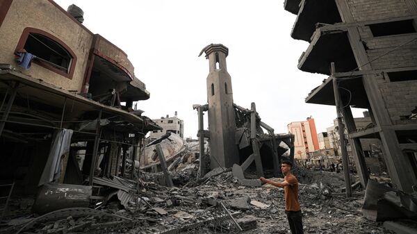 Мечеть в городе Газа,  разрушенная после израильских авиаударов