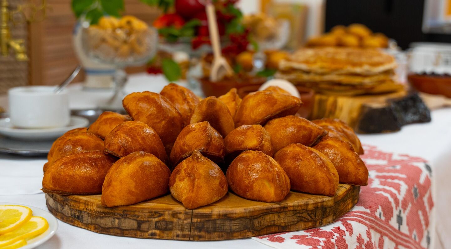 Знаменитые пирожки, гастрономический бренд в Мандрогах Знаменитые пирожки, гастрономический бренд в Мандрогах