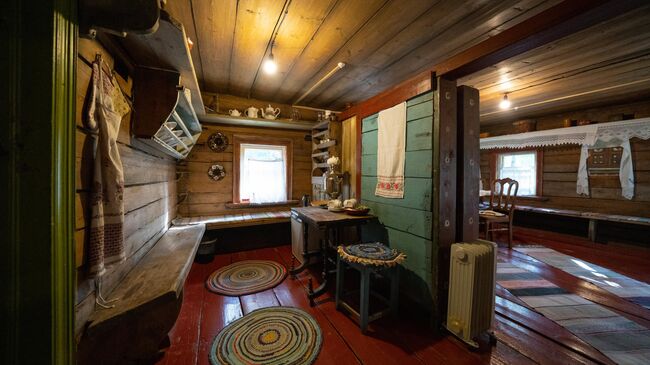 Часть интерьера, изба зажиточного крестьянина Часть интерьера, изба зажиточного крестьянина