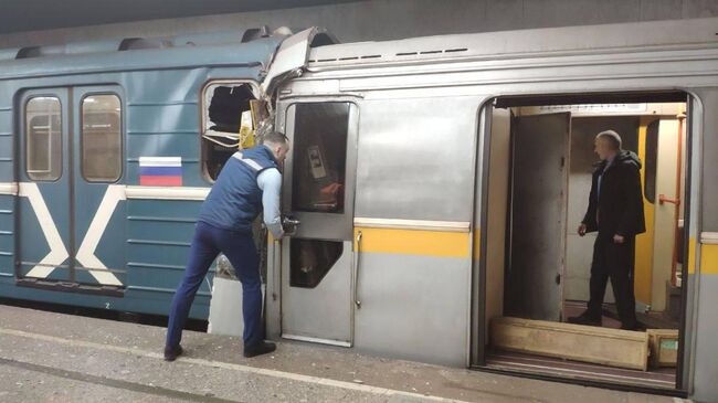 Столкновение поездов на станции метро Печатники