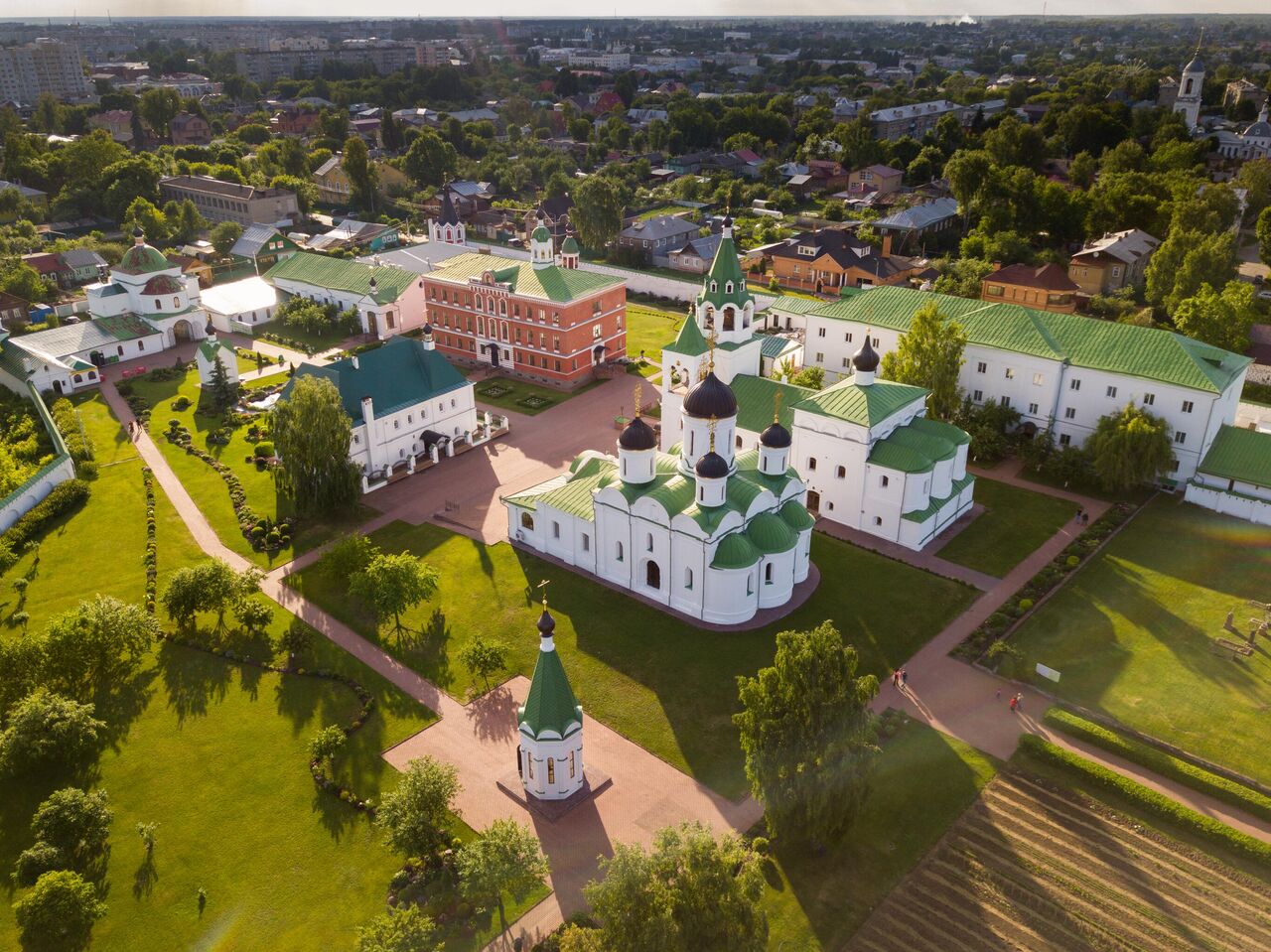 Город богатырей, влюбленных и калачей. За впечатлениями — в Муром - РИА  Новости, 13.10.2023