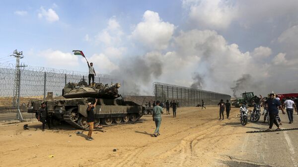 Палестинцы на границе сектора Газа и Израиля