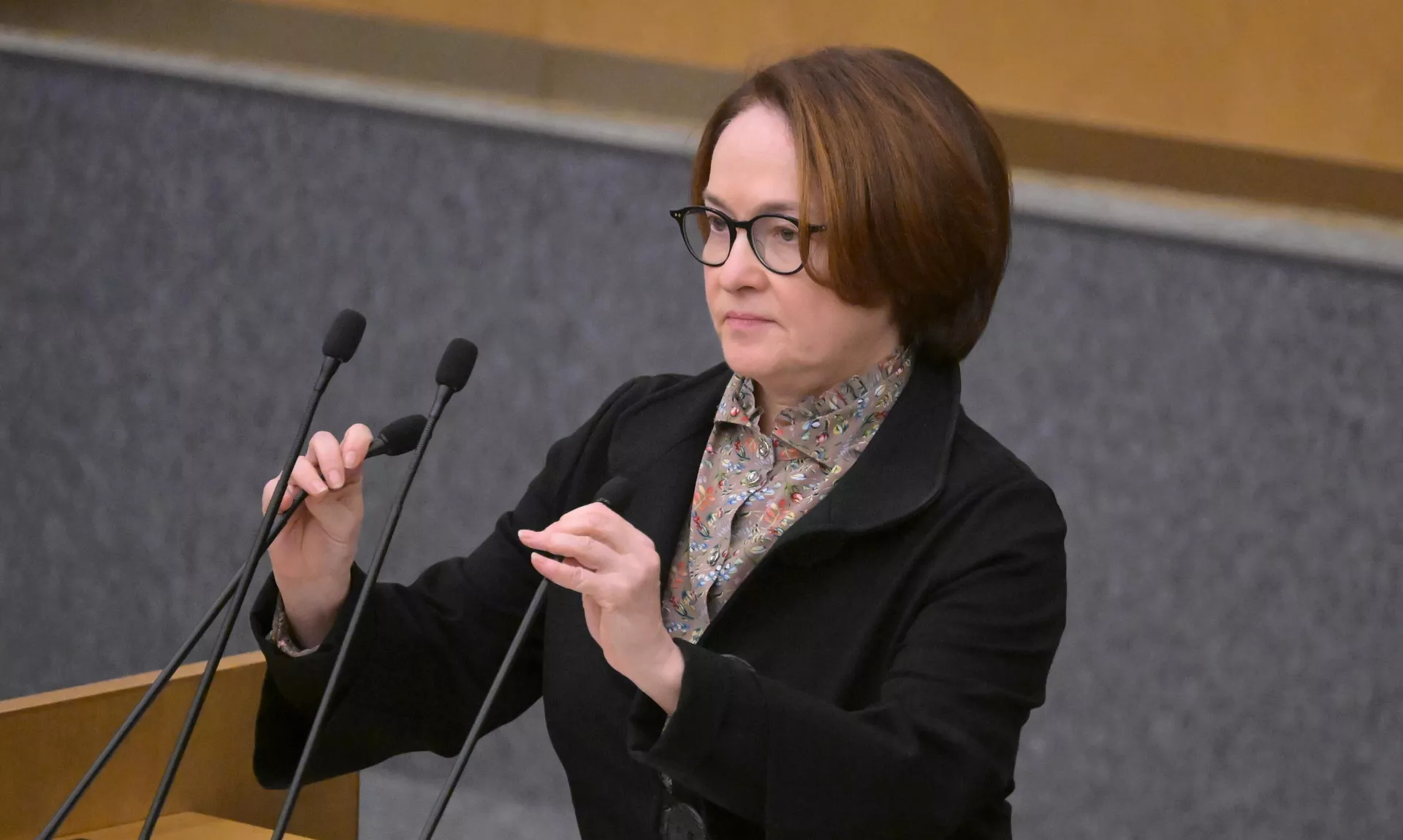 Председатель Центрального банка РФ Эльвира Набиуллина выступает на пленарном заседании Государственной думы Председатель Центрального банка РФ Эльвира Набиуллина выступает на пленарном заседании Государственной думы - РИА Новости, 1920, 19.04.2024