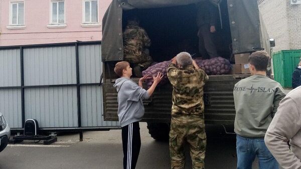Администрация Панинского района Воронежской области отправляет в зону СВО 6 тонн продуктов и предметов первой необходимости