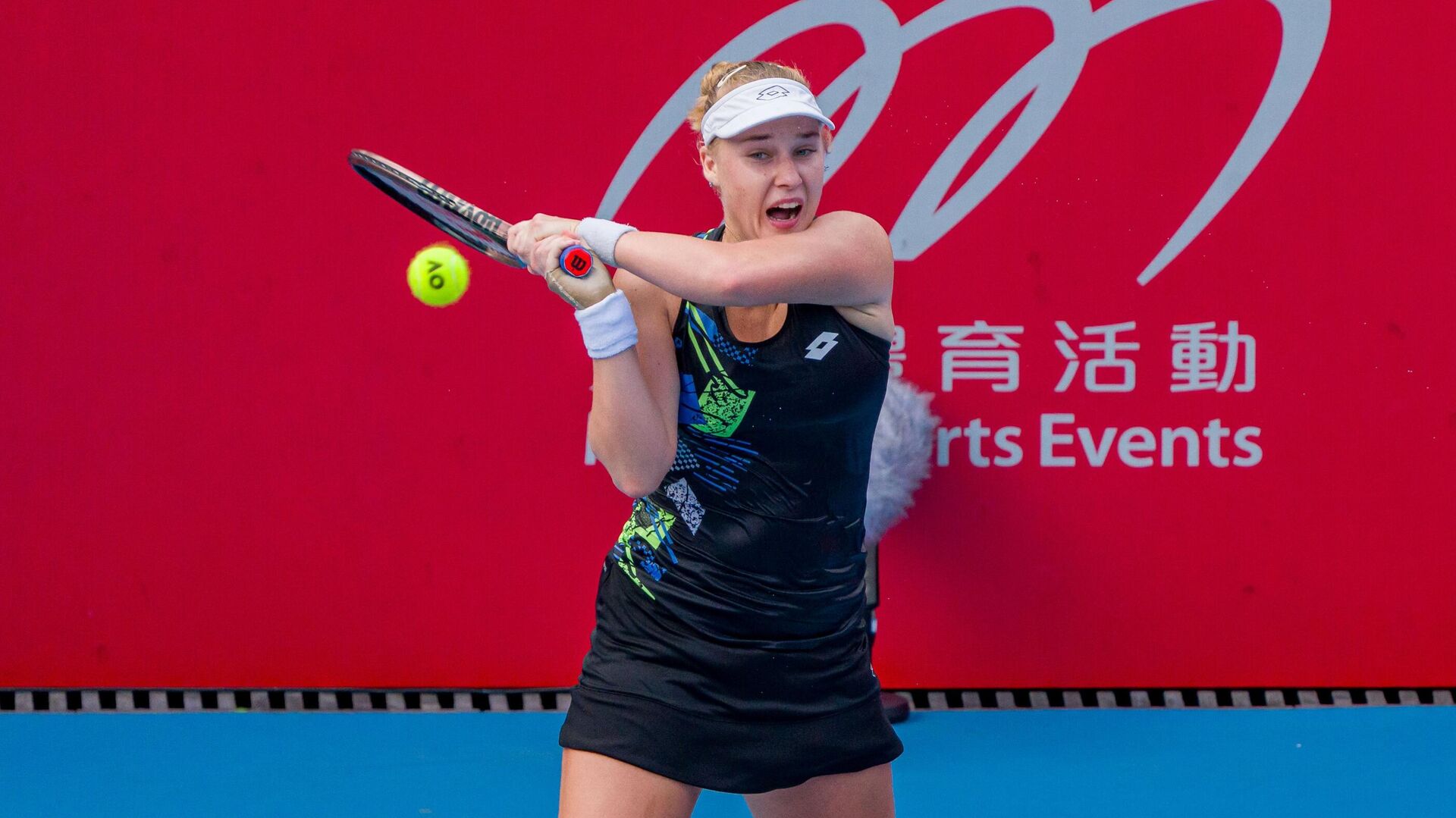 Blinkova defeated the Ukrainian in the second round of the WTA tournament in San Diego