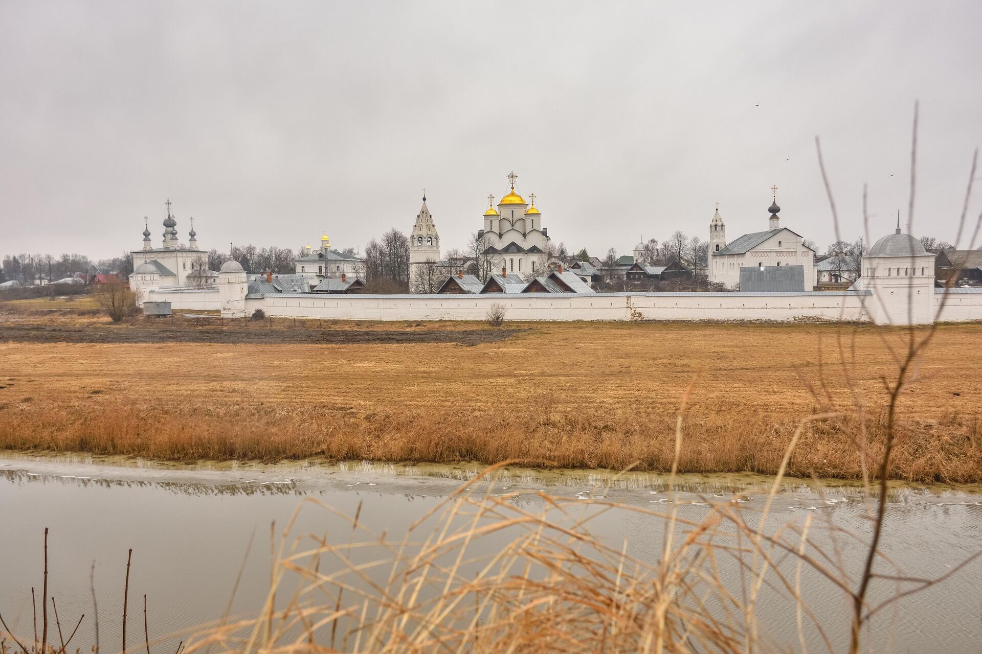 Свято-Покровский женский монастырь в Суздале  - РИА Новости, 1920, 13.10.2023