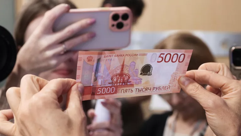 1903046723_0:0:3269:1839_768x0_80_0_0_e0